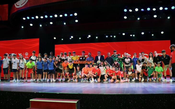 El Torneo FutSal de la Costa Blanca Cup reúne en Benidorm a 700 jóvenes deportistas de cuatro países